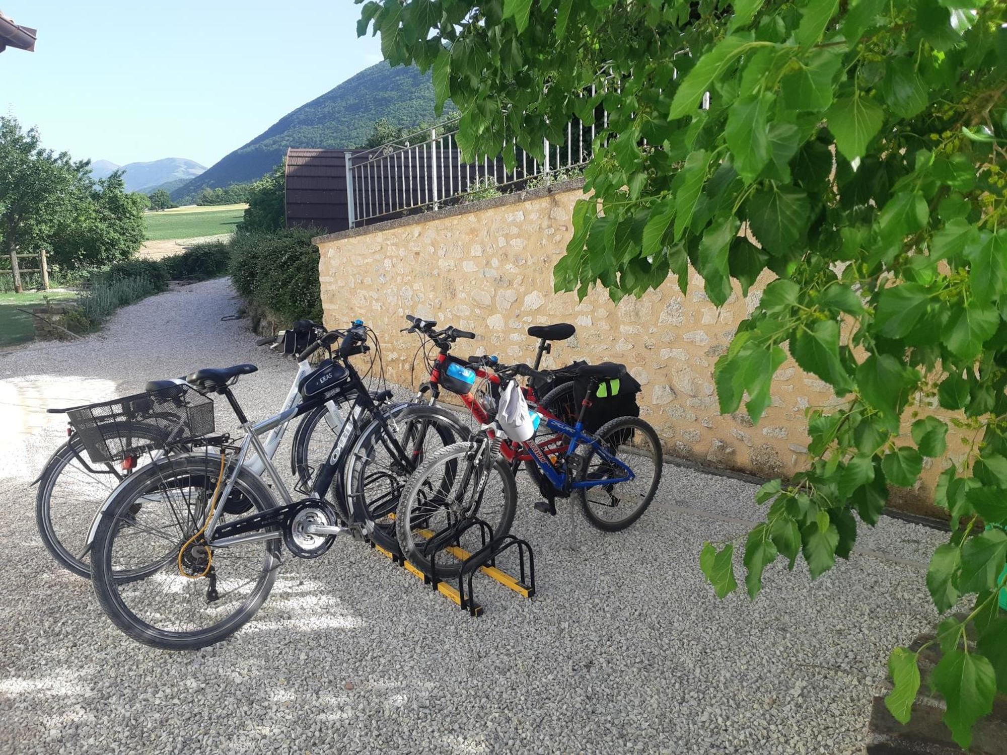 Agriturismo La Cascina Di Opaco Norcia Exteriör bild